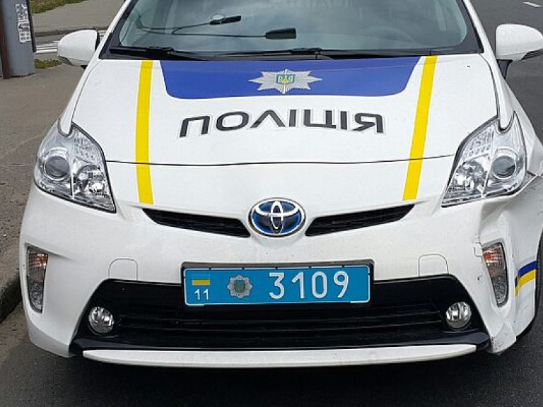 Правоохранители задержали мужчину, тяжело ранившего 18-летнюю девушку в Киеве