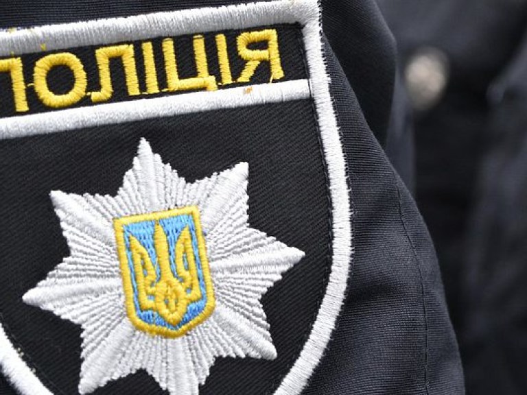 Киевская полиция за полгода не смогла поймать банду серийных грабителей обменников и интернет-кафе (ВИДЕО)
