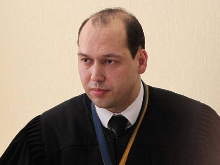 ГПУ начала расследование по факту обысков в доме и на работе судьи Вовка