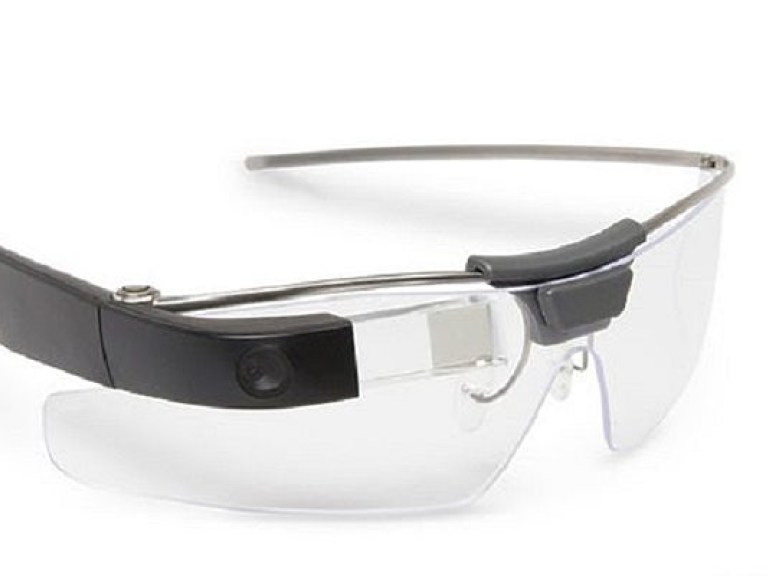Компания Google вернула на прилавки очки Google Glass (ФОТО)
