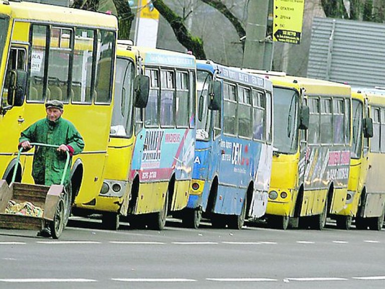 С 22 июля в Киеве подорожает проезд в некоторых частных маршрутках (ФОТО)