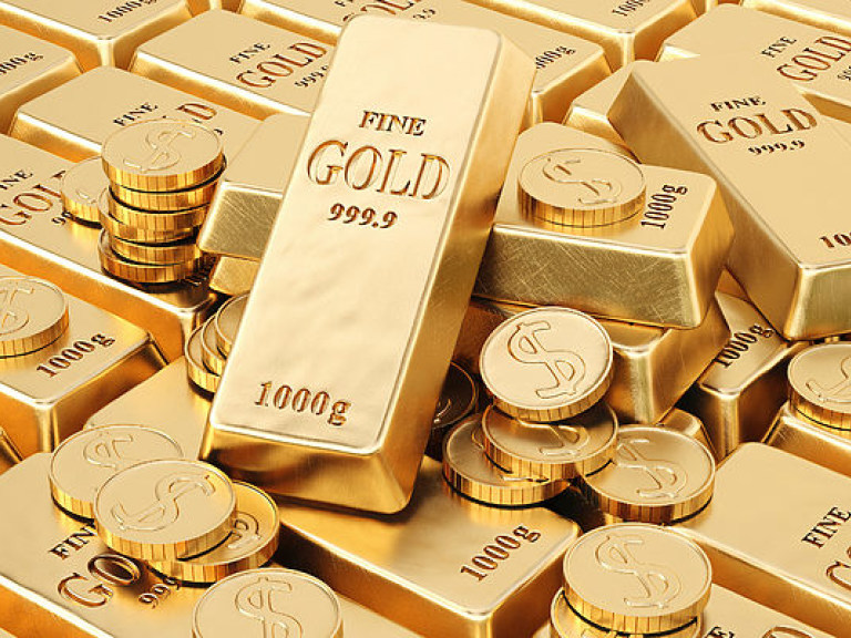 Цены на золото снизились из-за решения Банка Японии