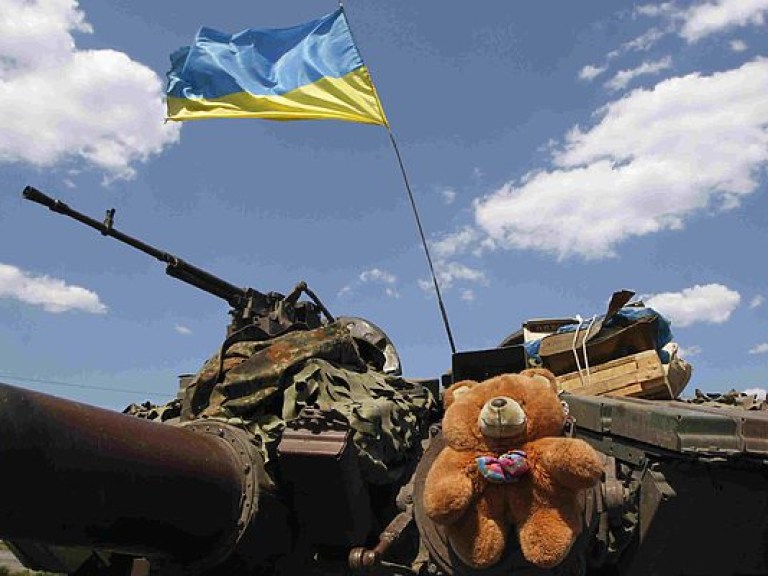 За сутки в АТО  21 обстреляли украинские позиции, погибли 4 бойца