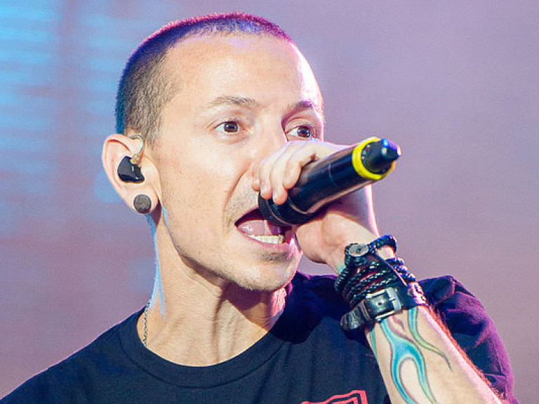 Стали известны подробности самоубийства вокалиста группы Linkin Park