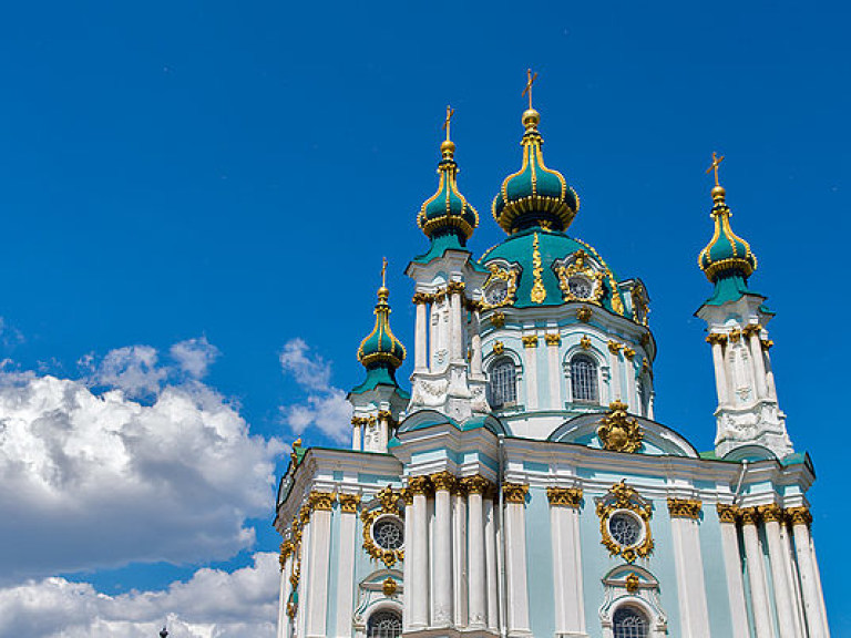 Православный календарь: Сегодня день явления иконы Божией Матери в Казани