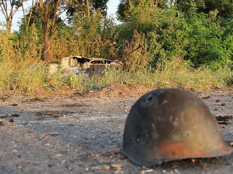 За минувшие сутки в зоне АТО один украинский военный погиб, двое ранены