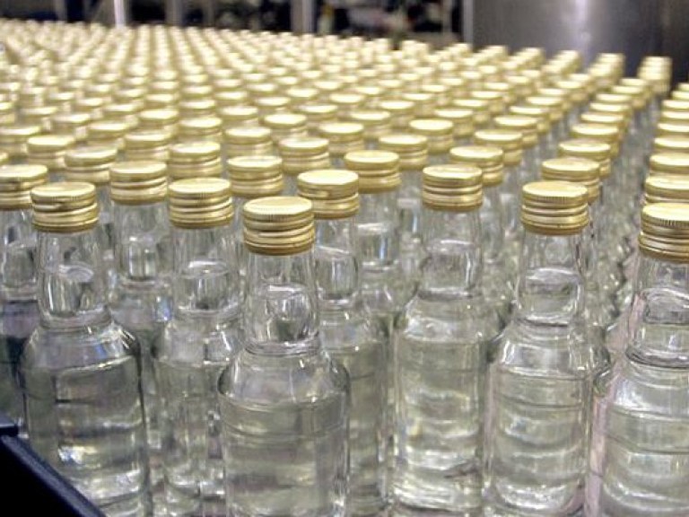 Украина в июне сократила производство водки на 11,6%
