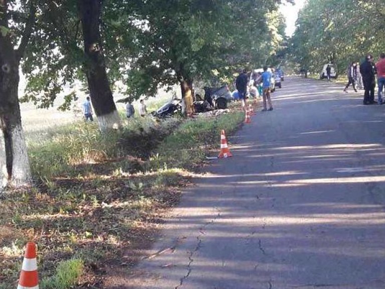 В результате ДТП под Киевом погибли пять человек (ФОТО)