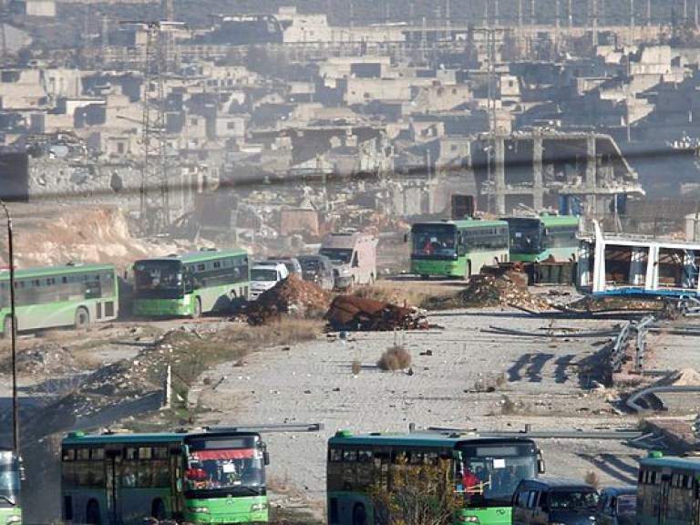 Союзники «Аль-Каиды» взяли под контроль сирийский город Идлиб