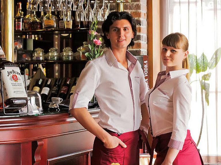 Безвиз с ЕС лишает украинские рестораны обслуживающего персонала – эксперт