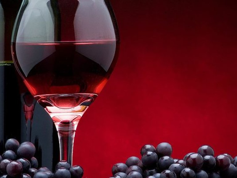 Во Франции рекордно сократят производство вина