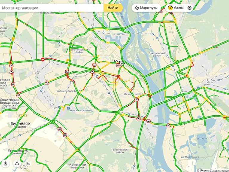 В Киеве образовалась пробка улице Саперно-Слободская в сторону Южного моста (КАРТА)