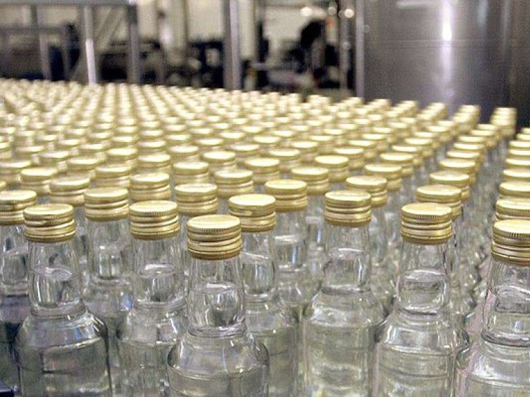 В Черкассах обнаружили незаконный цех по производству алкоголя
