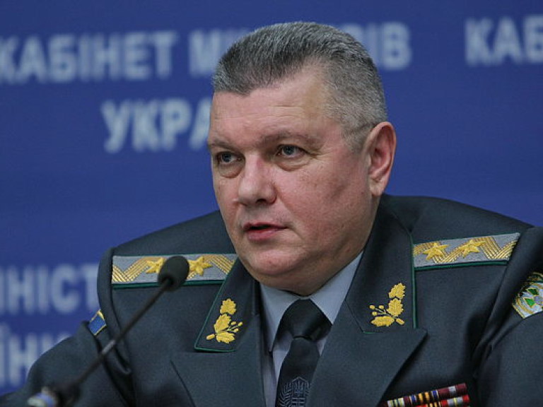Порошенко одобрил отставку главы Госпогранслужбы Назаренко