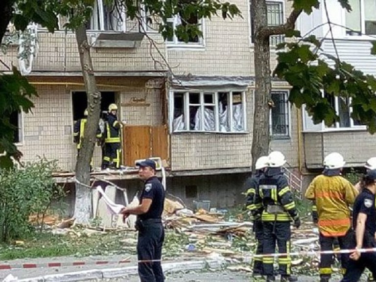 В Голосеевском районе Киева произошел мощный взрыв в многоэтажке, есть жертвы (ФОТО, ВИДЕО) &#8212; ОБНОВЛЯЕТСЯ