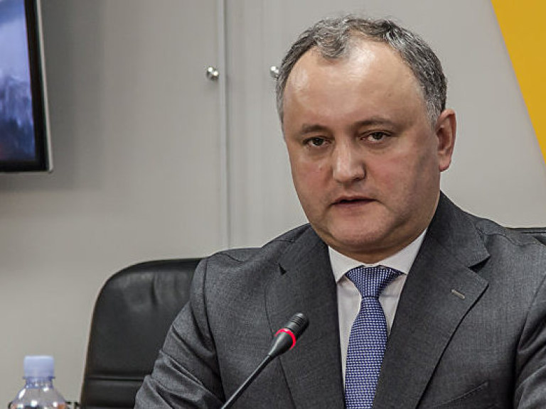 Конституционный суд Молдовы признал незаконным референдум, инициированный Додоном