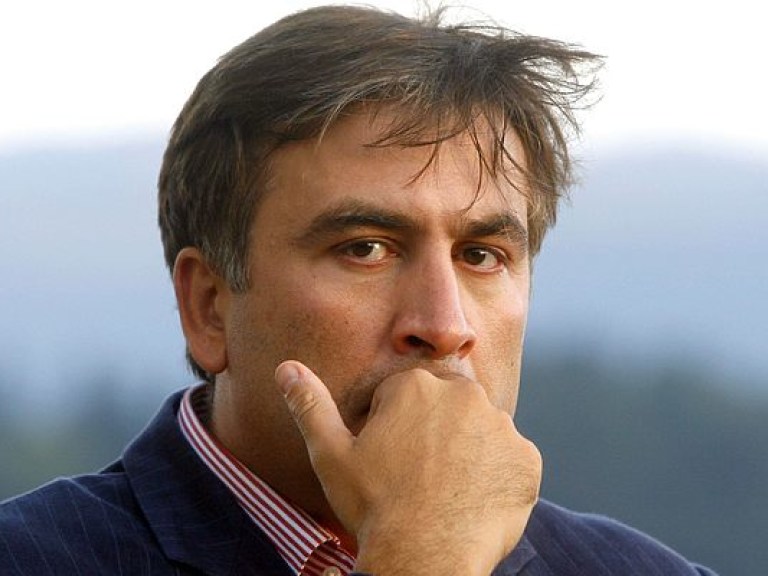 Саакашвили намерен судиться за украинское гражданство