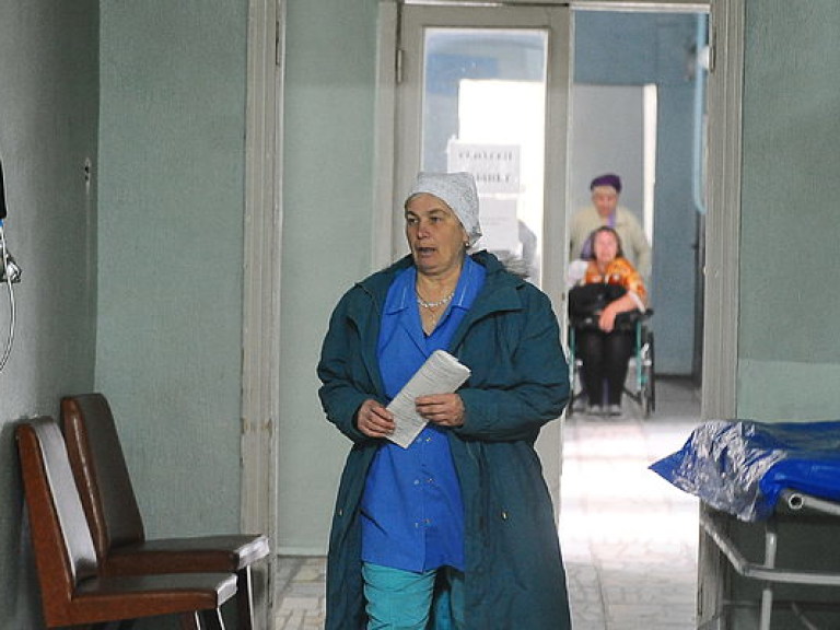 Попытку властей закрыть мединститут Амосова нужно расценивать как геноцид украинского народа – врач