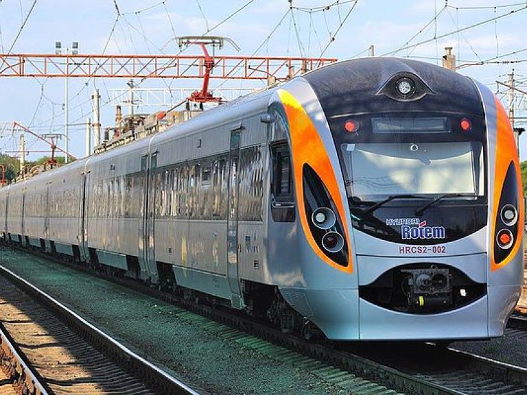 «Укрзализныця» отложила запуск поезда «Львов – Краков»