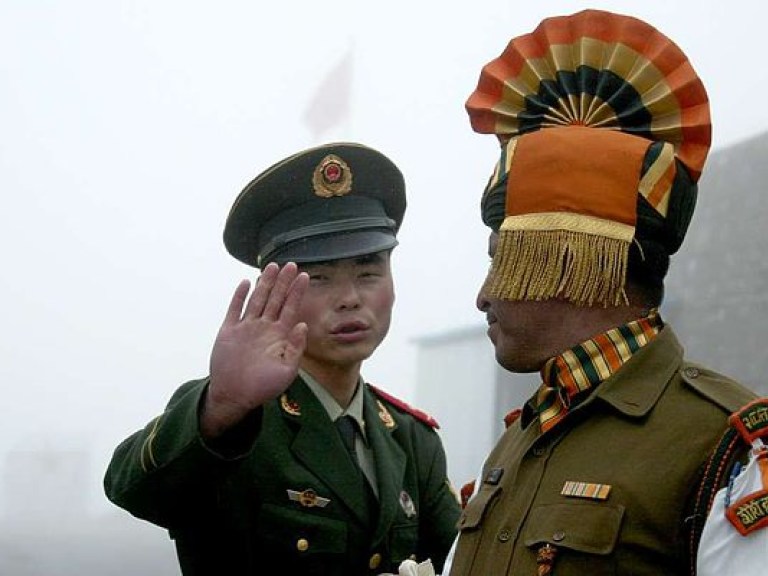 Китай пригрозил Индии войной из-за спорного плато