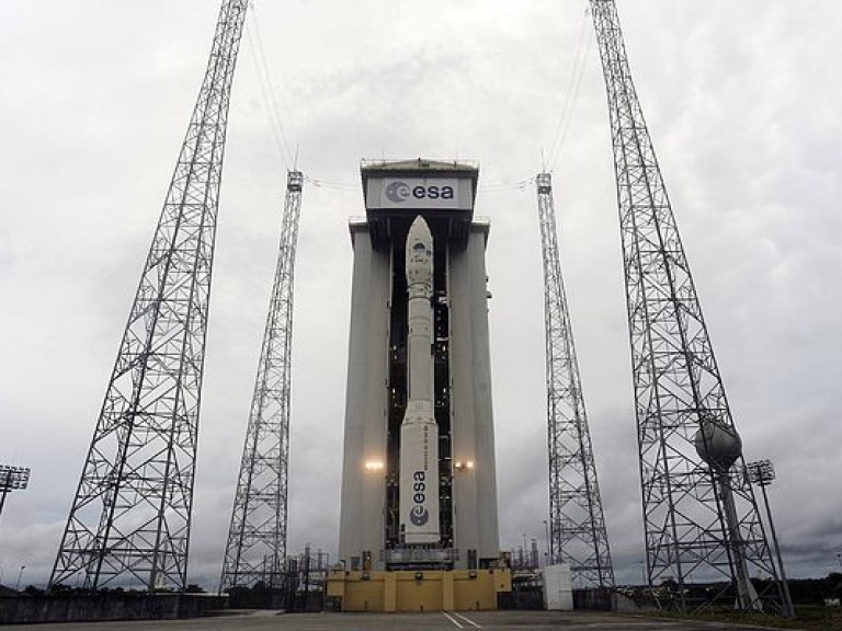 Европейская ракета Vega с украинским двигателем вывела на орбиту два спутника (ВИДЕО)
