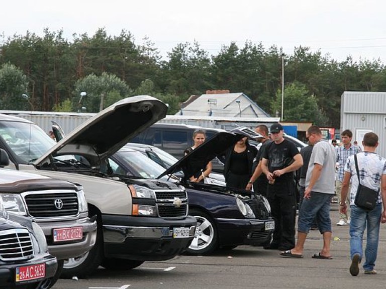 50 тысяч подержанных авто завезли в Украину за последний год &#8212; ГФС