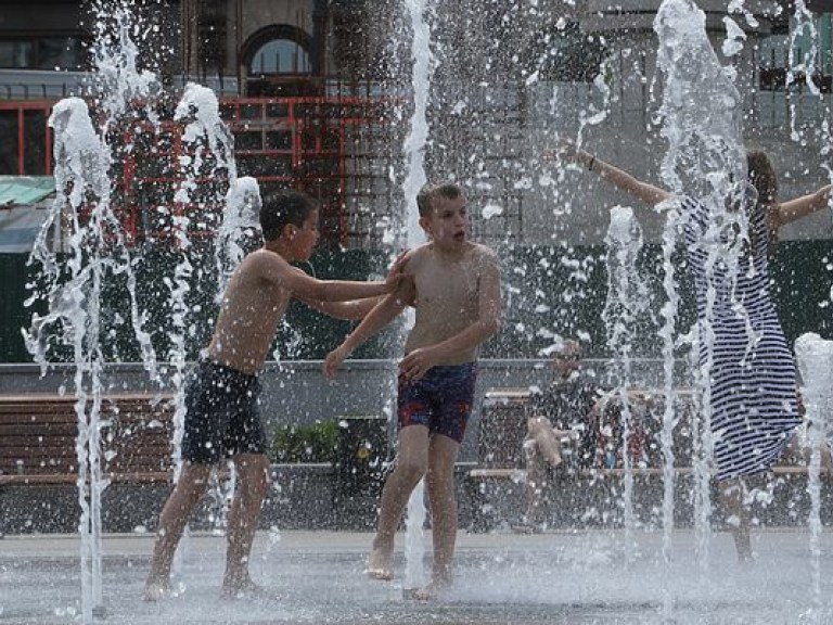 За два дня августа жара в Киеве побила два рекорда
