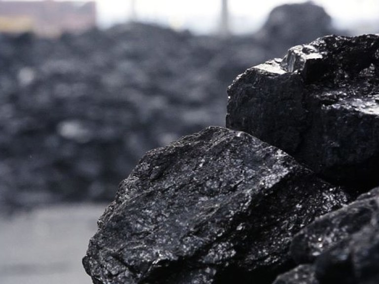 Запасов угля на украинских ТЭС осталось на полтора месяца