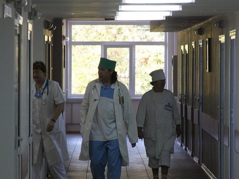 Эксперт рассказал, что будет с персоналом больницы и поликлиники ученых НАН Украины