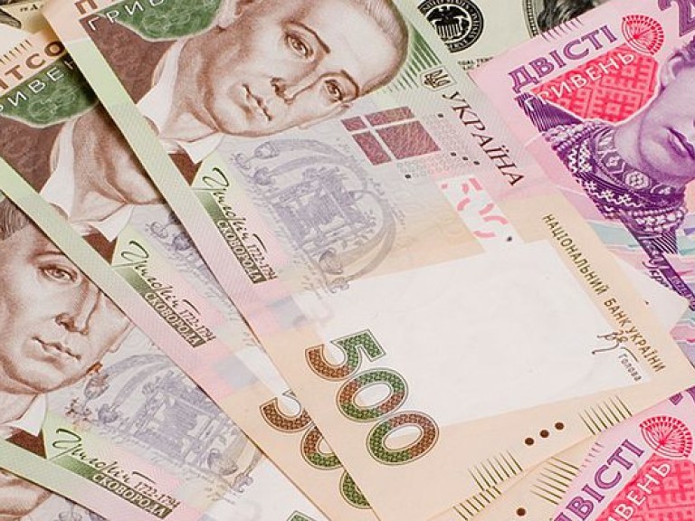 В Чернигове мошенники украли миллион гривен у клиента обменника