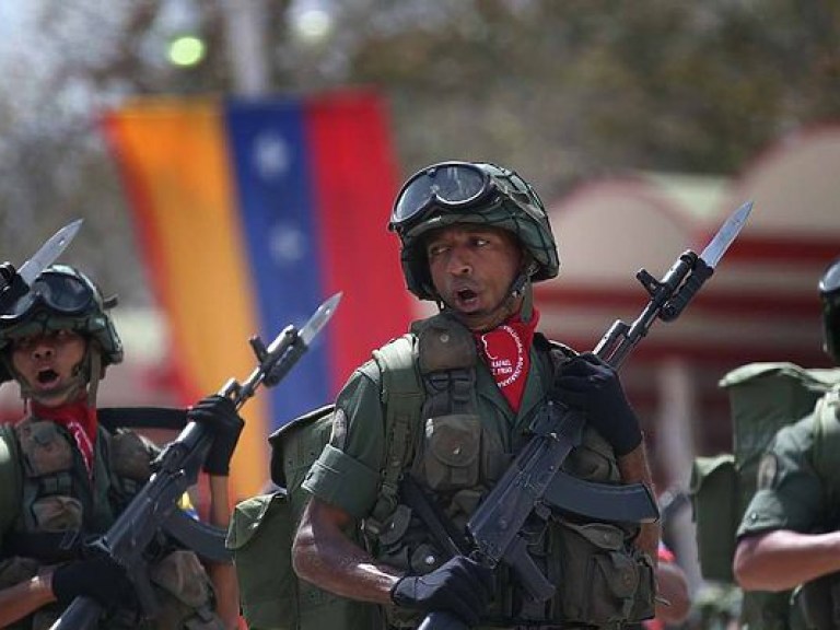 Власти Венесуэлы заявили о подавлении восстания военных против Мадуро