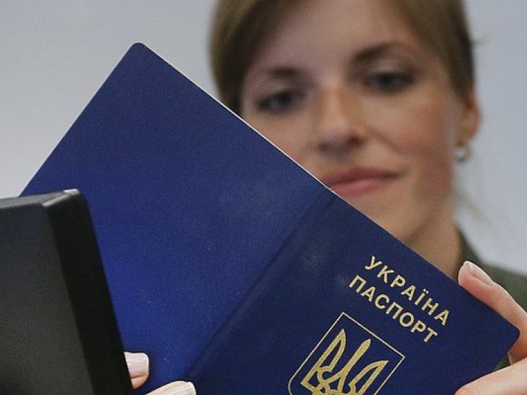 В Киеве активизировались паспортные мошенники