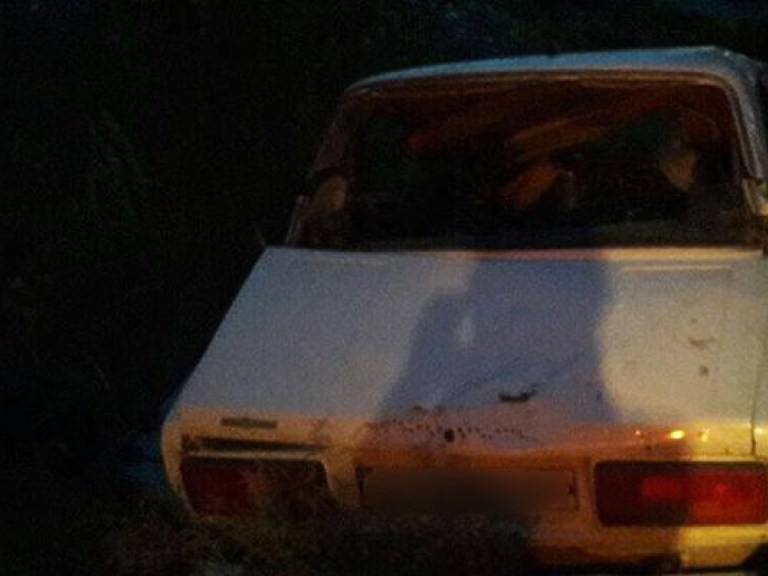 В результате лобового столкновения двух авто под Киевом погибли шесть человек  (ФОТО)