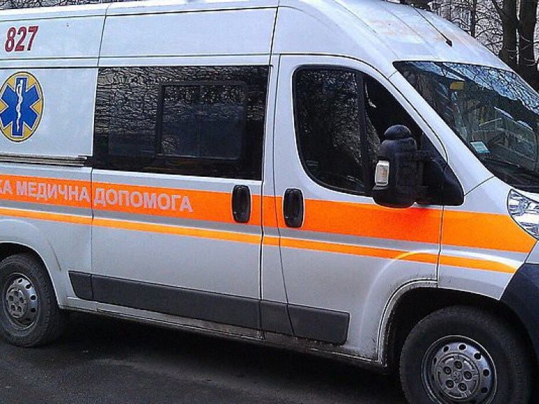 В результате взрыва гранаты погиб пенсионер и пострадали двое студентов в Днепропетровской области
