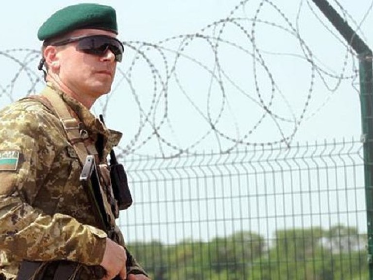 Украинские пограничники задержали 5 нелегалов из Индии и Молдовы (ФОТО)