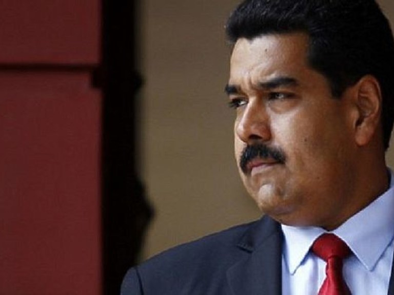 Конституционная ассамблея Венесуэлы единогласно утвердила Мадуро на посту Президента