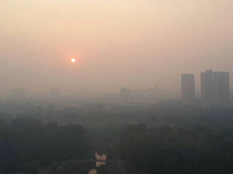 Киевский смог в жару провоцирует инсульты и инфаркты &#8212; врач