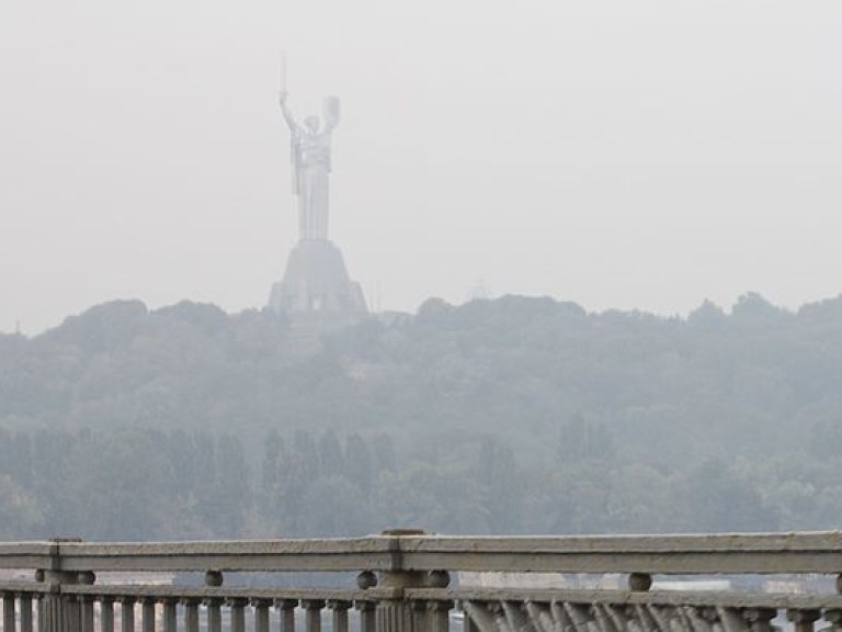 Во время смога нельзя выходить с детьми на улицу ни под каким предлогом &#8212; педиатр