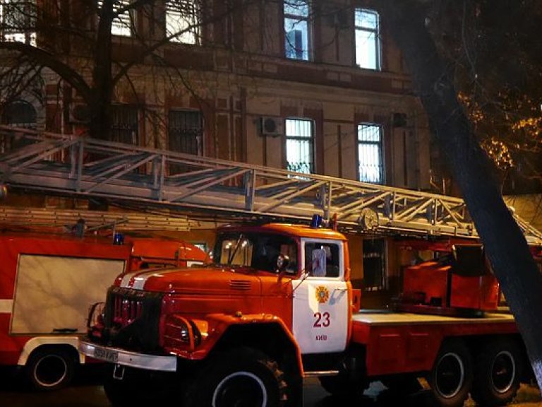 В Деснянском районе Киева горело кафе