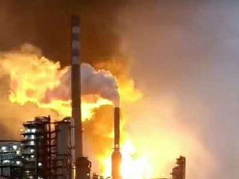 В Китае на химзаводе прогремел взрыв (ФОТО)