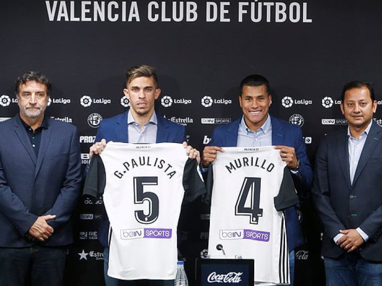 «Валенсия» объявила о подписании контрактов с Мурильо и Габриэлем (ФОТО)