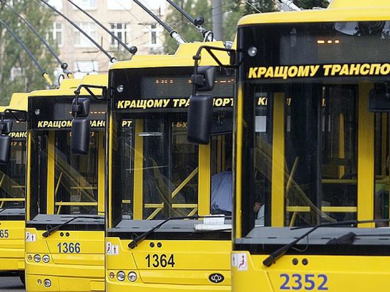 В Киеве меняется движение ночных троллейбусов