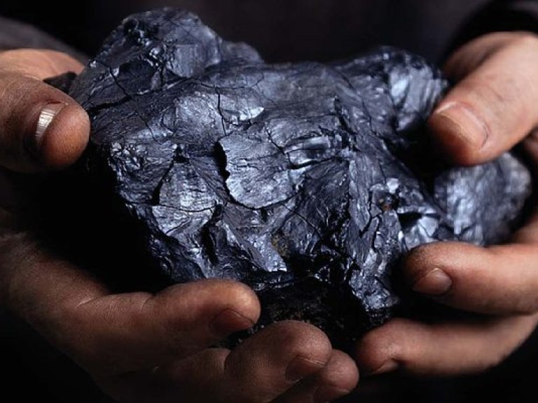 Украине невыгодно покупать уголь из США за 113 долларов за тонну &#8212; эксперт