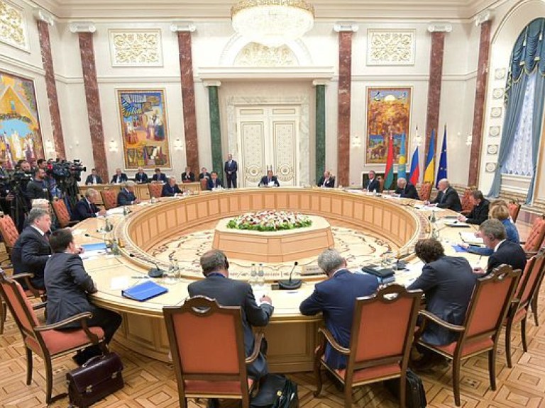 Переговоры в «Минском формате» будут продолжаться &#8212; политолог