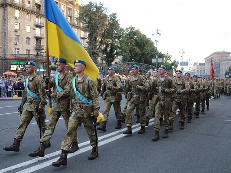 В Киеве начался парад, посвященный Дню Независимости (ОБНОВЛЯЕТСЯ)