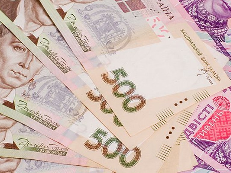 НБУ установил курс национальной валюты на уровне 25,54 гривны за доллар