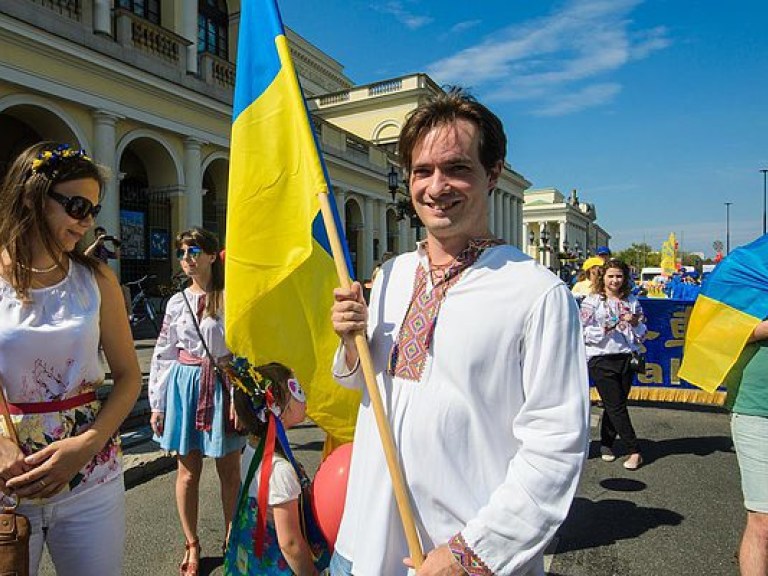 В Украине 20% населения позитивно относятся к присоединению Украины к союзу с Россией и Беларусью – социологи