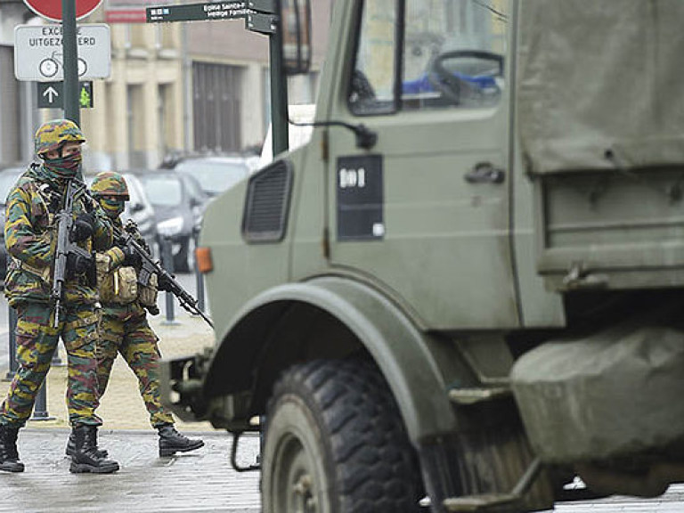 Военные будут патрулировать улицы городов Бельгии минимум до 2020 года