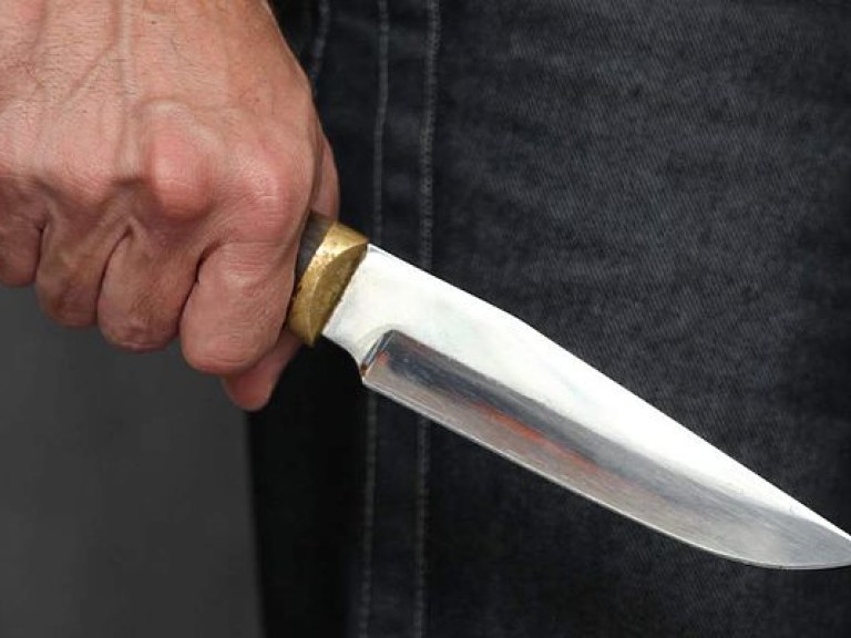 В Харькове 19-летний местный житель ударил ножом своего отца – полиция