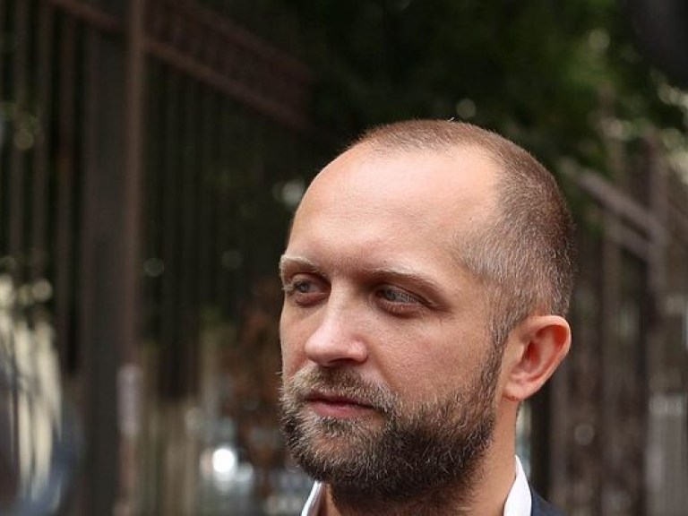 Нардеп Поляков показал постановление о признании его потерпевшим в деле провокации подкупа НАБУ